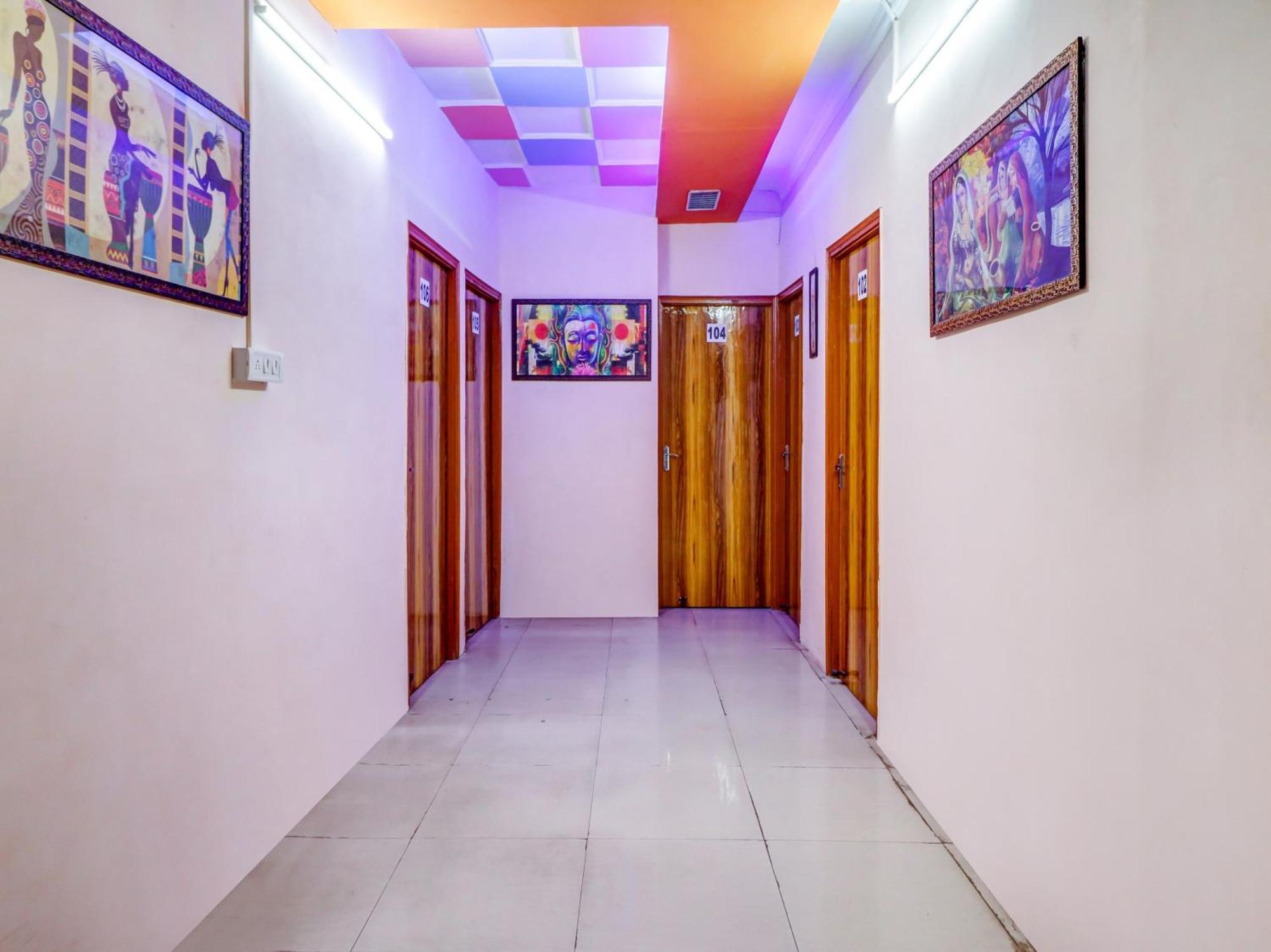 O The Shagun Residency Guest house New Delhi